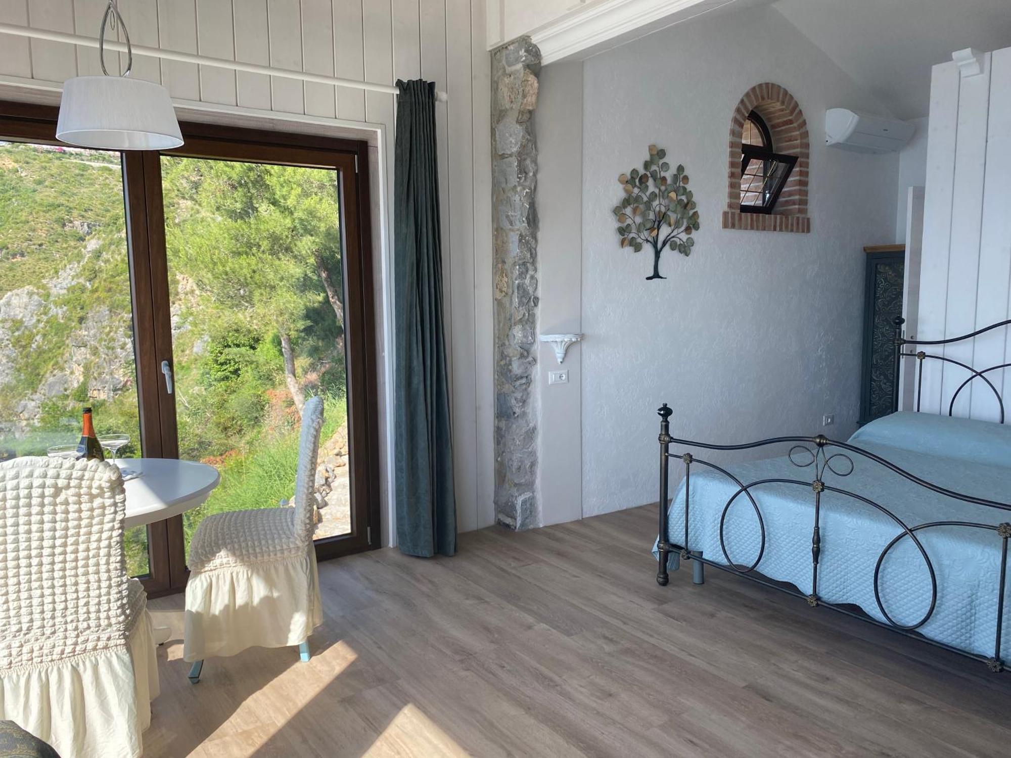 B&B Villa La Petra سان نيكولا أرسيلا الغرفة الصورة