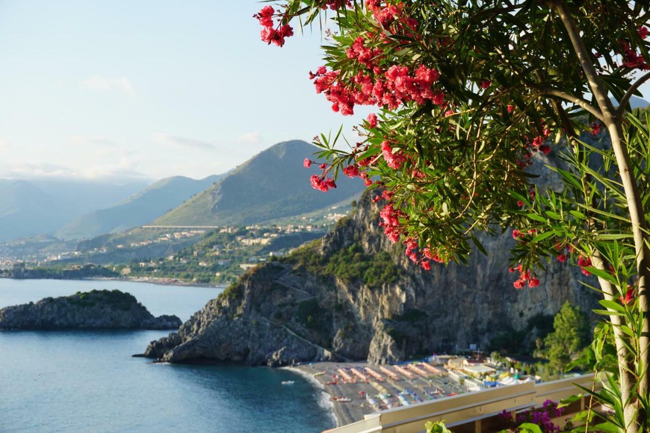 B&B Villa La Petra سان نيكولا أرسيلا المظهر الخارجي الصورة